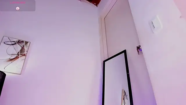 Mia ross16 online show from 01.30.25