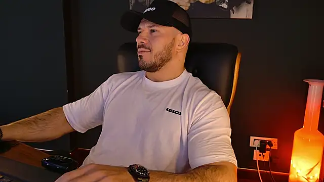 AngeloEric online show from 12.21.25