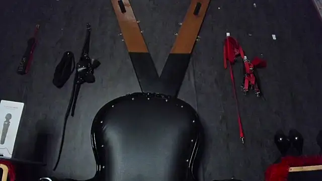 Carolina Arias online show from 01.15.25