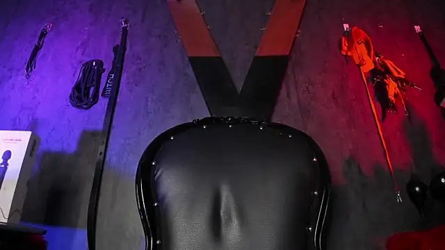 Carolina Arias online show from 01.28.25