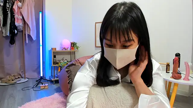 Coco peach online show from 04.19.26