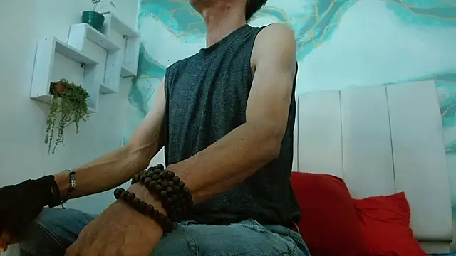 laye19 online show from 01.30.25