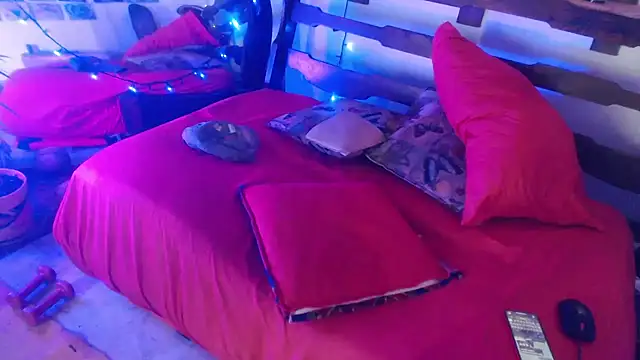 laye19 online show from 03.08.25