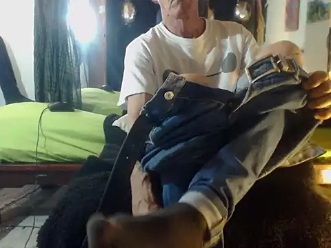 laye19 online show from 09.09.25