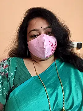 neelu-hoty online show from 02.10.25