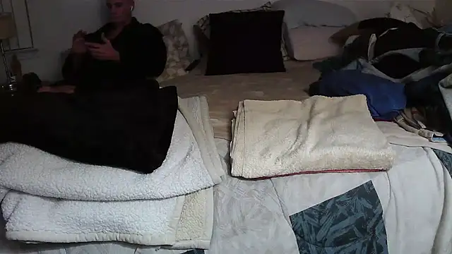 Hand69someguy online show from 11.10.25