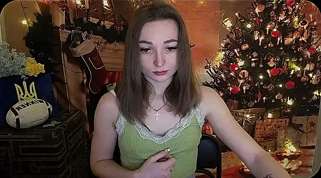 Snapshot of _Barbie_Kiss_ chatting on 12.24.24 Barbie Kiss online show from 12.24.24