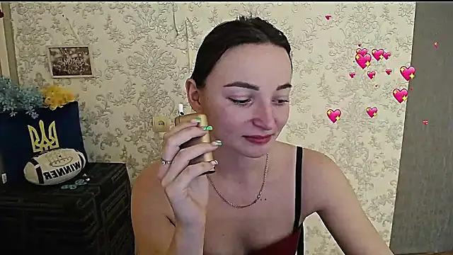 Snapshot of _Barbie_Kiss_ chatting on 01.19.25 Barbie Kiss online show from 01.19.25