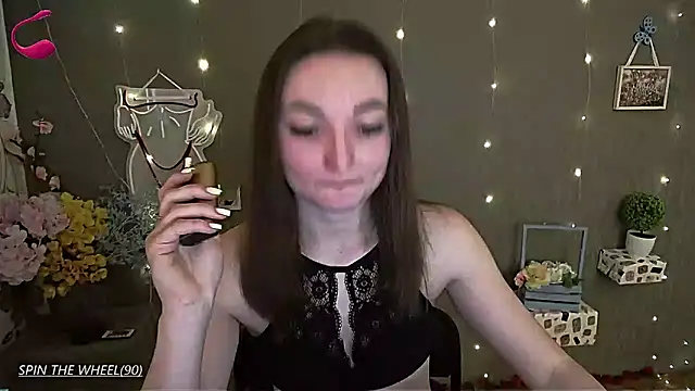 Snapshot of _Barbie_Kiss_ chatting on 03.19.25 Barbie Kiss online show from 03.19.25