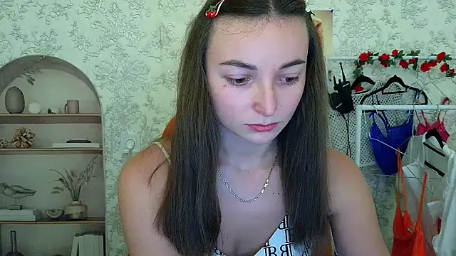 Snapshot of _Barbie_Kiss_ chatting on 10.21.25 Barbie Kiss online show from 10.21.25