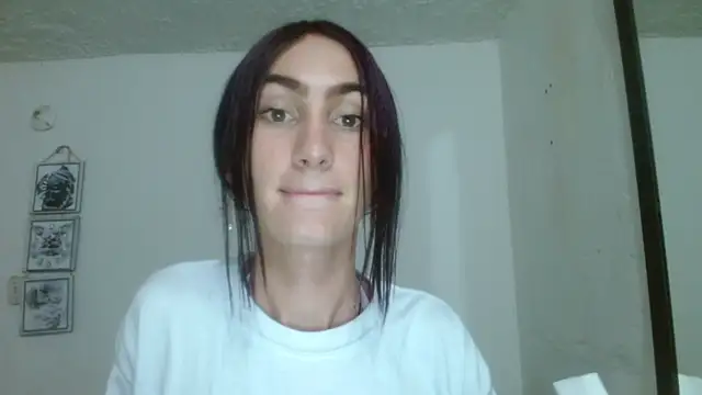 Snapshot of SexyTokio4 chatting on 02.04.25 SexyTokio4 online show from 02.04.25