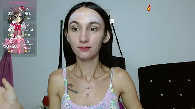 Snapshot of SexyTokio4 chatting on 09.30.25 SexyTokio4 online show from 09.30.25