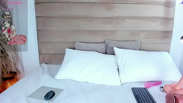 Snapshot of IsabellaJonns chatting on 01.14.25 IsabellaJonns online show from 01.14.25