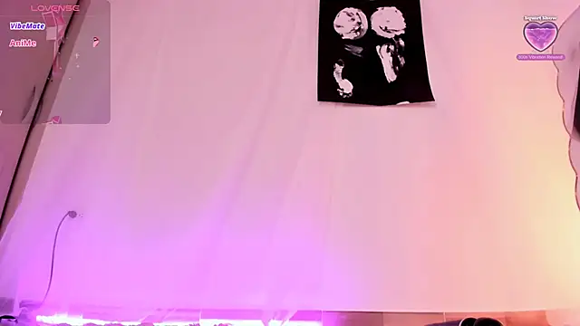 CoralineKam1 online show from 01.12.25