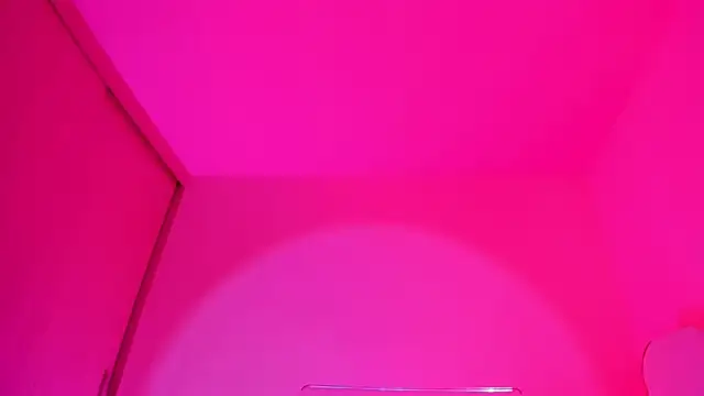 CoralineKam1 online show from 02.05.25