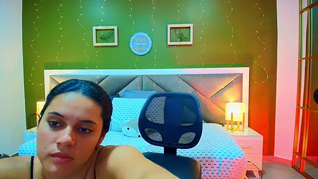 dahiana spark online show from 10.22.25