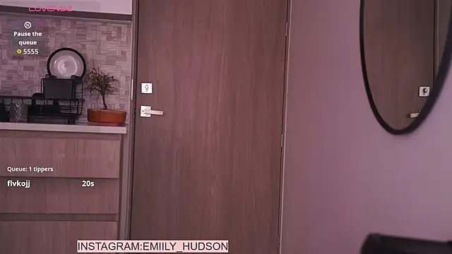 Snapshot of emily_huddson_ chatting on 07.13.26 emily huddson online show from 07.13.26