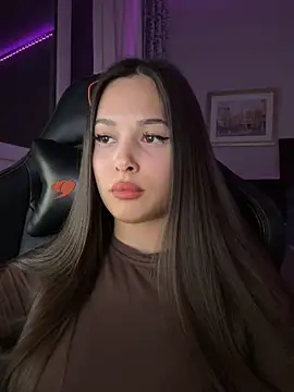 EricaWalls online show from 11.23.25