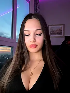 EricaWalls online show from 11.29.25