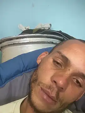 littybrowela12 online show from 12.17.25