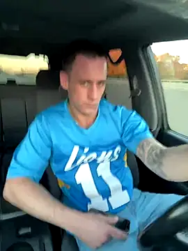 PeytonJohnn online show from 10.26.25