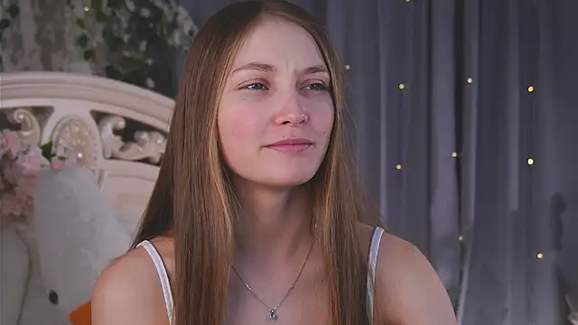 MonaEldon online show from 03.08.26