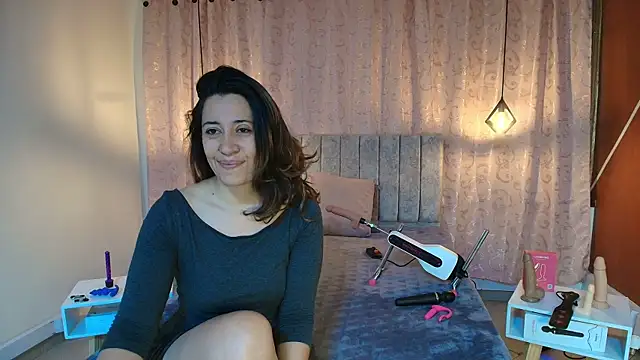 VioletaScott  online show from 11.14.25