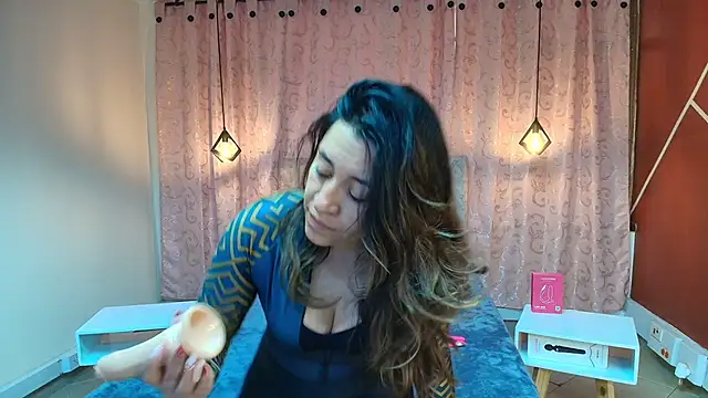 VioletaScott  online show from 11.25.25