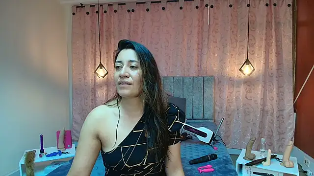 VioletaScott  online show from 11.26.25