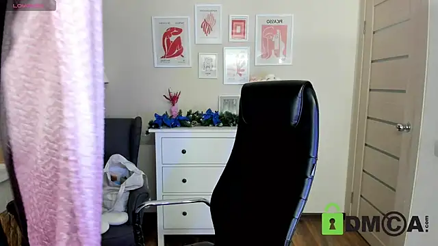 Ul Tima online show from 12.31.24