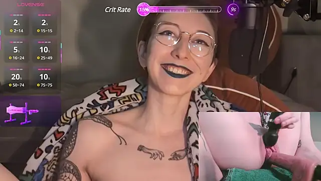 Snapshot of lovelylucyy chatting on 03.19.25 lovelylucyy online show from 03.19.25