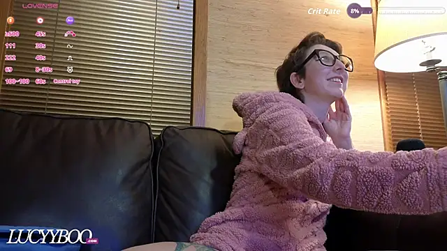 lovelylucyy online show from 01.12.26