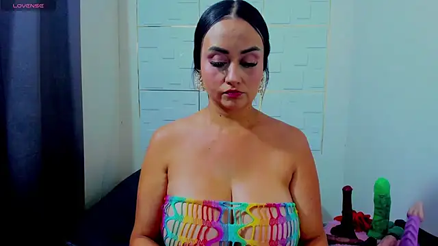 Snapshot of IsaSixty9 chatting on 02.28.25 IsaSixty9 online show from 02.28.25