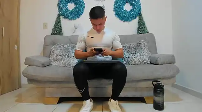 julian wallace online show from 01.05.25