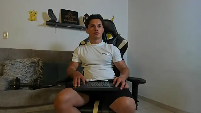 julian wallace online show from 11.14.25