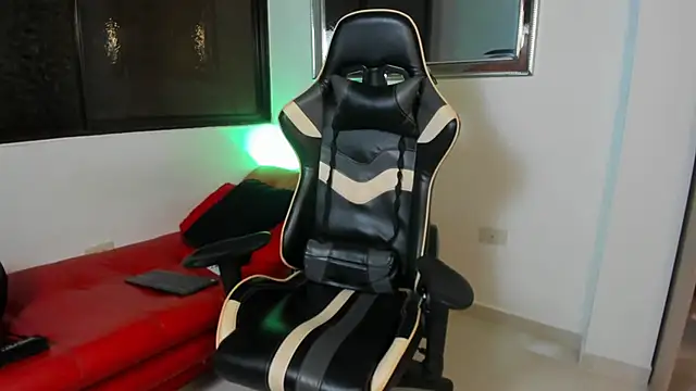 julian wallace online show from 02.25.26