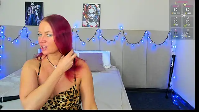 Snapshot of MuscleXXXBarbie chatting on 03.10.25 MuscleXXXBarbie online show from 03.10.25