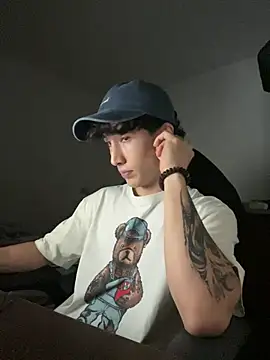 Snapshot of gojo_satoru_18 chatting on 05.15.26 gojo satoru 18 online show from 05.15.26