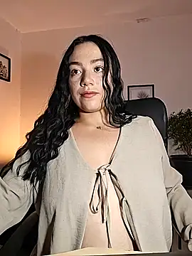 helena smith online show from 11.10.25