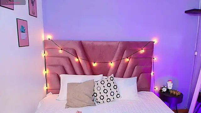 Beautifulskinny18 online show from 02.11.25