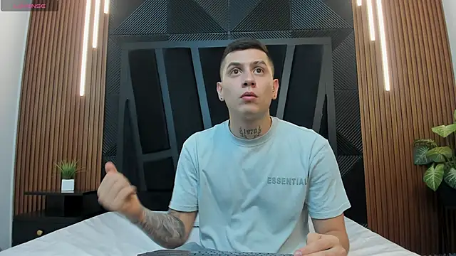 Yeiko Romero  online show from 03.04.25