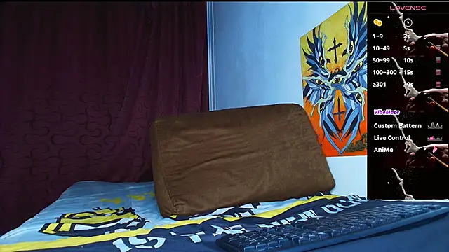 Thomass00 online show from 10.24.25