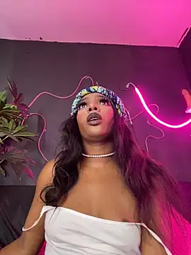 TIFFANYYSTAR online show from 11.11.25