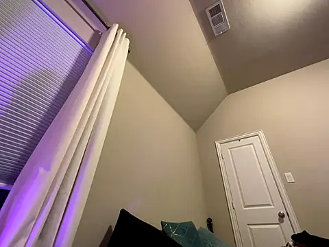 wynterheat online show from 11.24.25