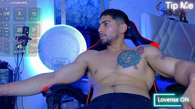 Rich boy01 online show from 11.16.25