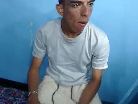 Snapshot of JaiderYeuriel chatting on 10.20.25 JaiderYeuriel online show from 10.20.25