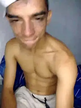 Snapshot of JaiderYeuriel chatting on 12.19.25 JaiderYeuriel online show from 12.19.25