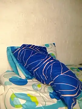 Snapshot of JaiderYeuriel chatting on 12.20.25 JaiderYeuriel online show from 12.20.25