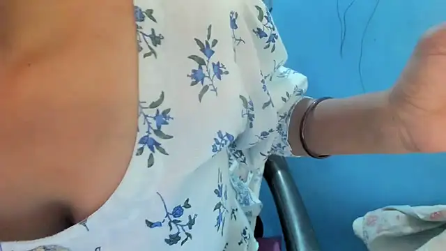 aarjulove online show from 02.18.26