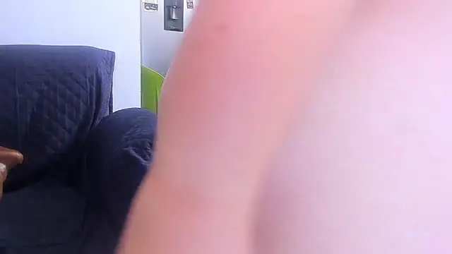 Emma-evans online show from 11.08.25